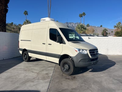 2022 Mercedes-Benz Sprinter 2500 Cargo 144 WB