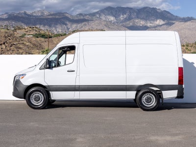 2027 Mercedes-Benz Sprinter 2500 Cargo 144 WB
