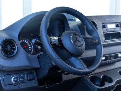 2026 Mercedes-Benz Sprinter 2500 Cargo 144 WB