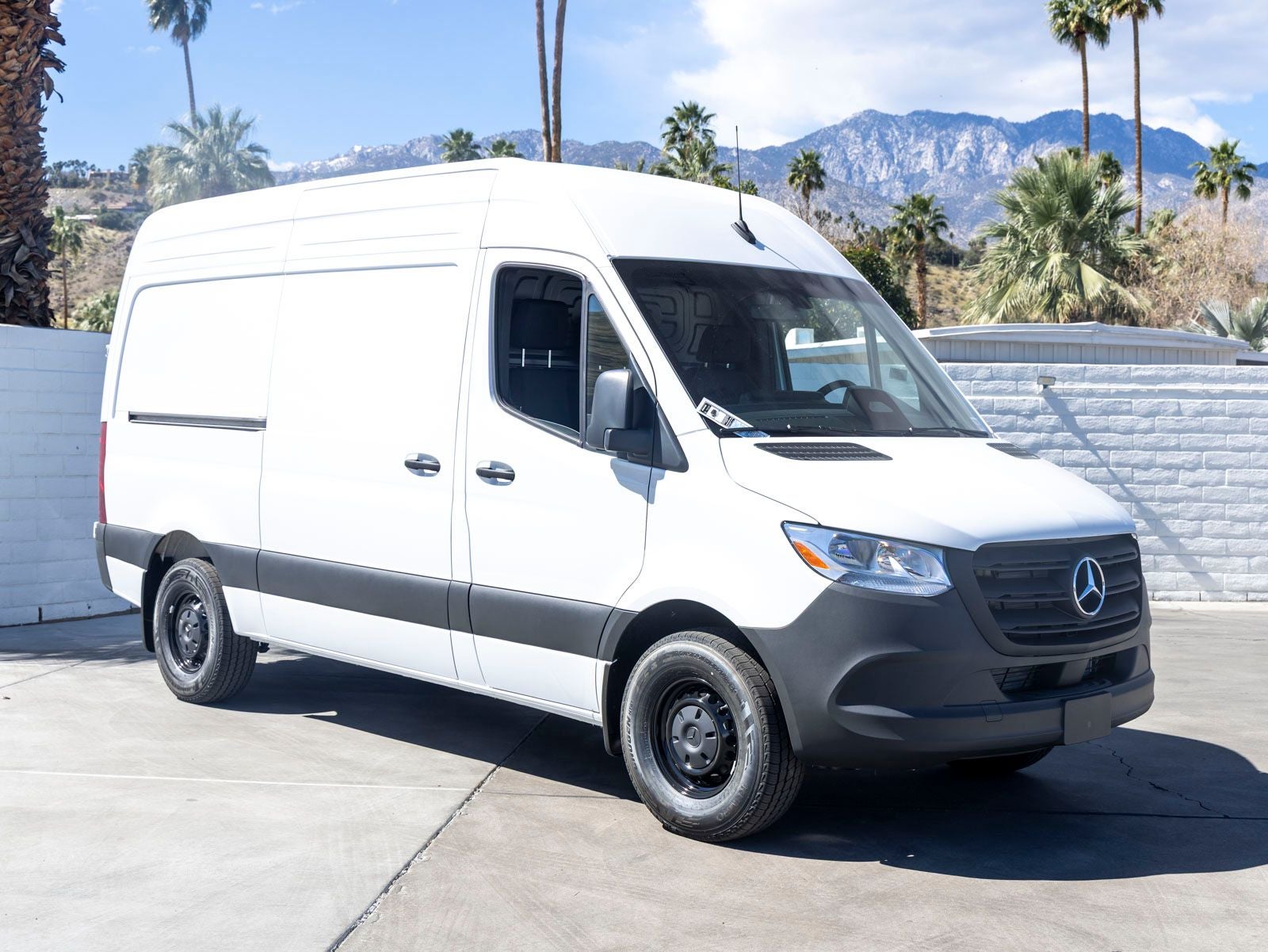 2026 Mercedes-Benz Sprinter 2500 Cargo 144 WB