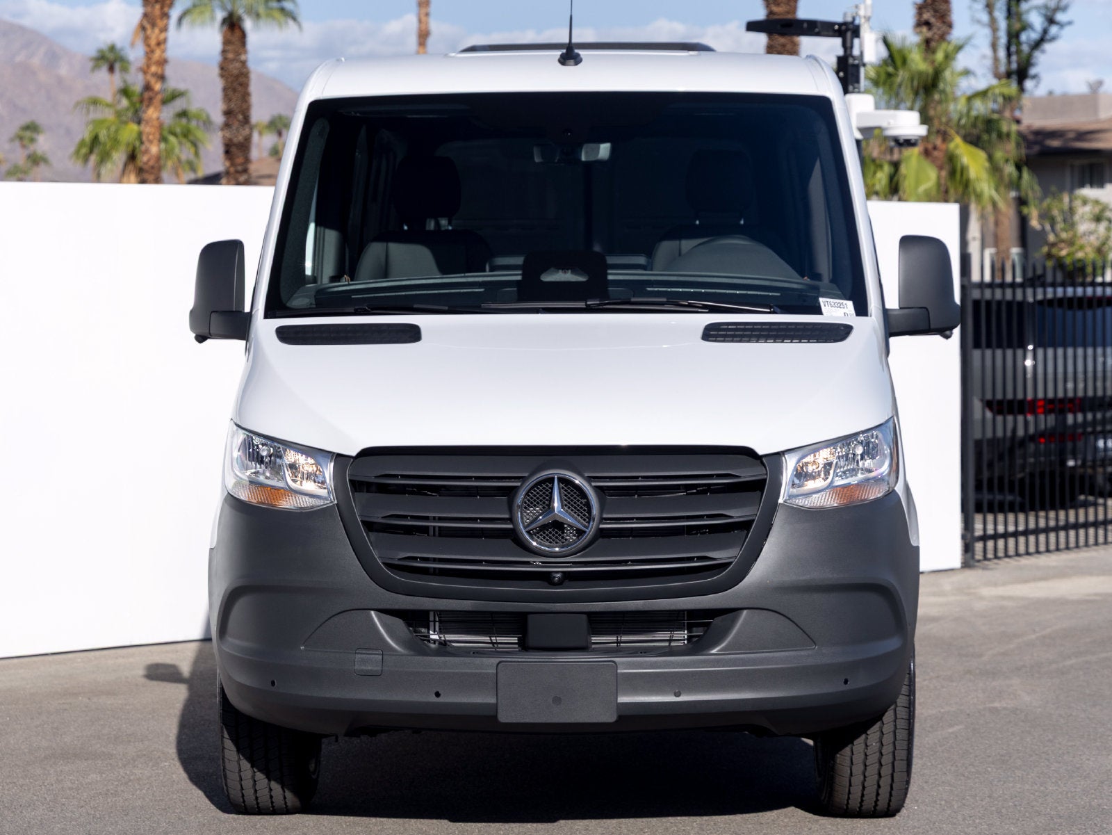 2027 Mercedes-Benz Sprinter 2500 Cargo 144 WB
