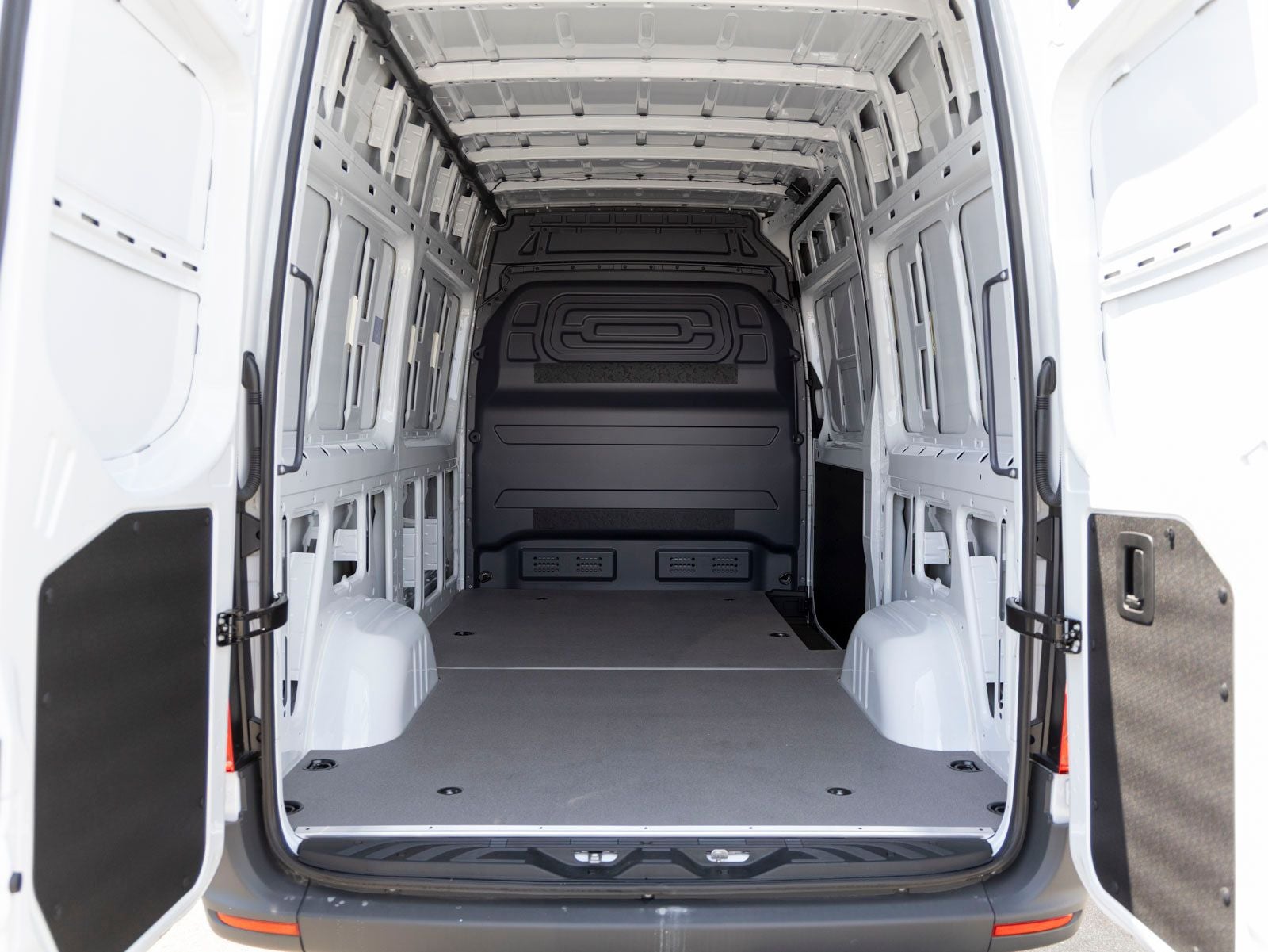 2025 Mercedes-Benz Sprinter 2500 Cargo 144 WB