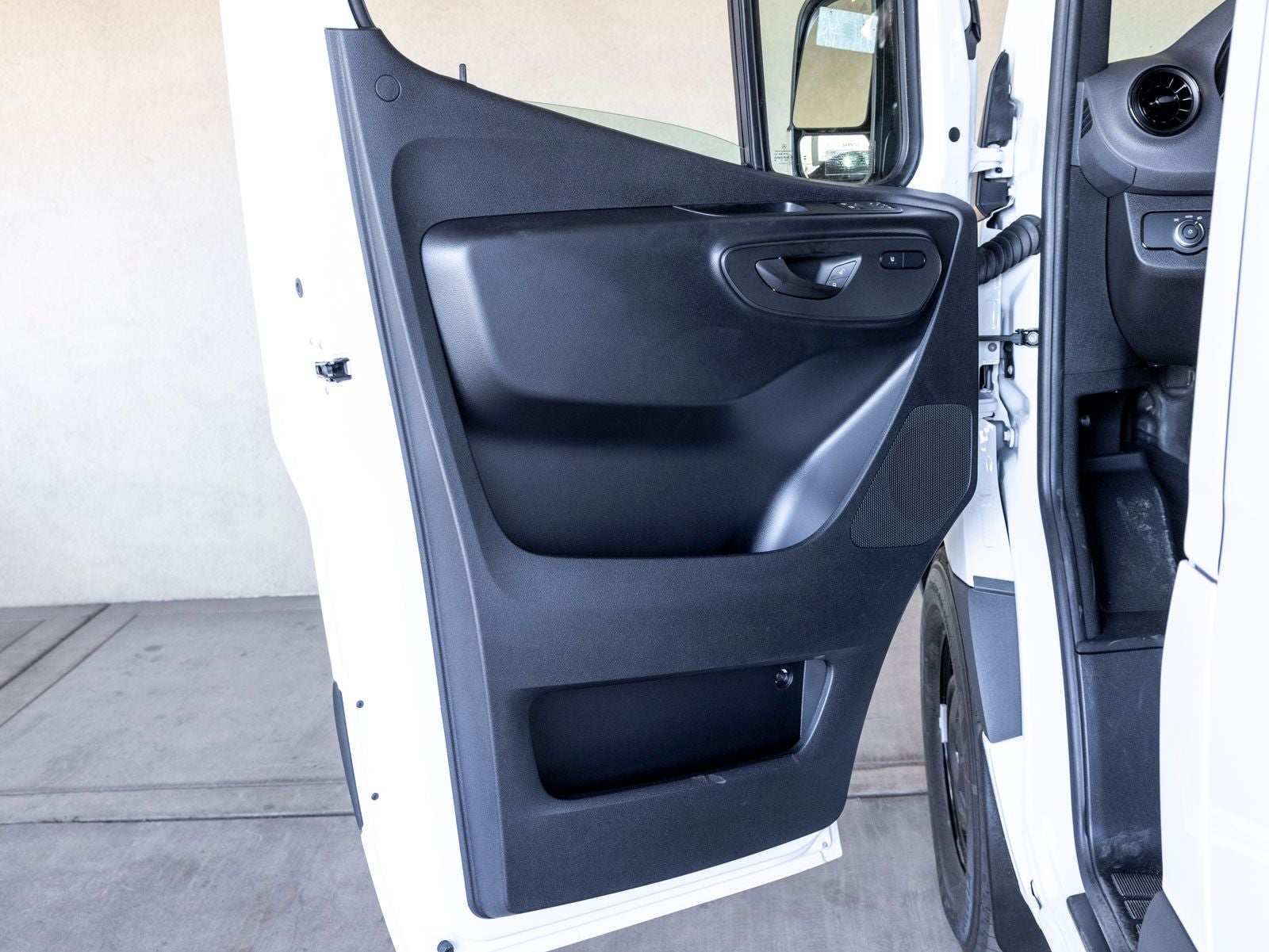 2026 Mercedes-Benz Sprinter 2500 High Roof