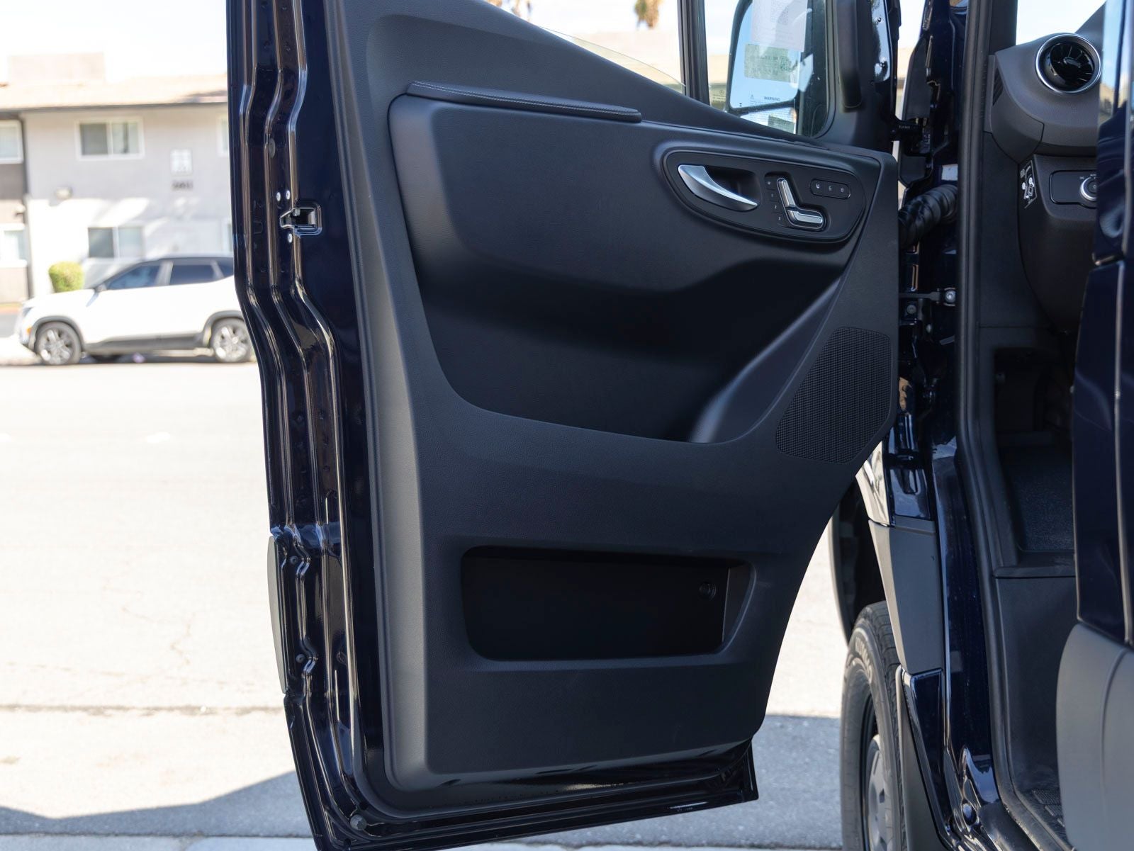 2026 Mercedes-Benz Sprinter 2500 Cargo 144 WB 4MATIC®