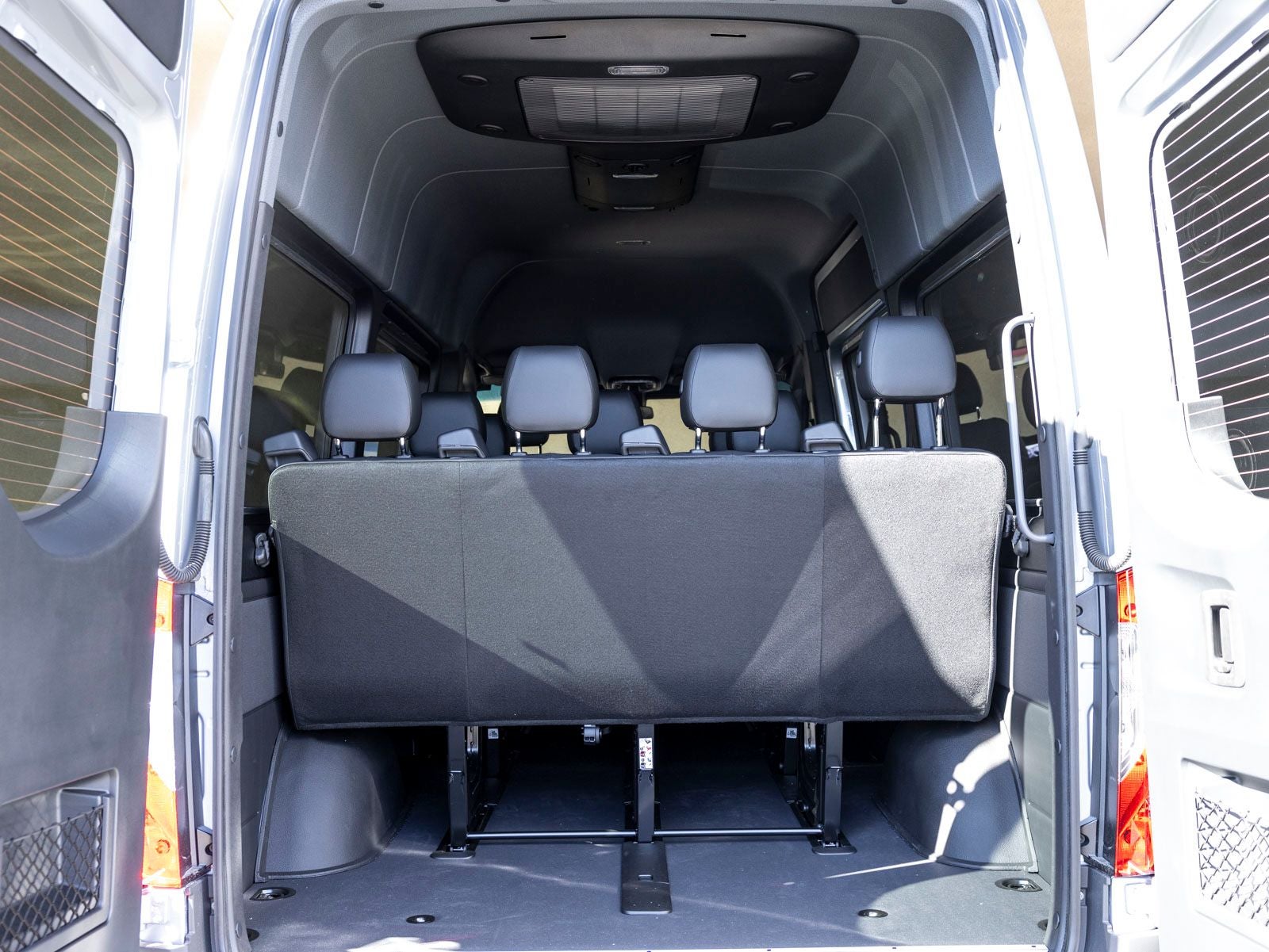 2025 Mercedes-Benz Sprinter 2500 Passenger 144 WB