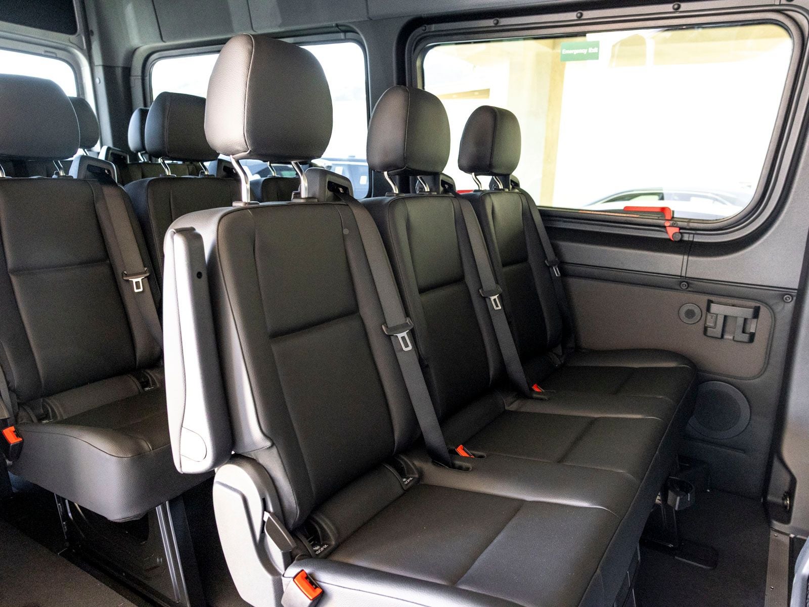 2025 Mercedes-Benz Sprinter 2500 Passenger 144 WB