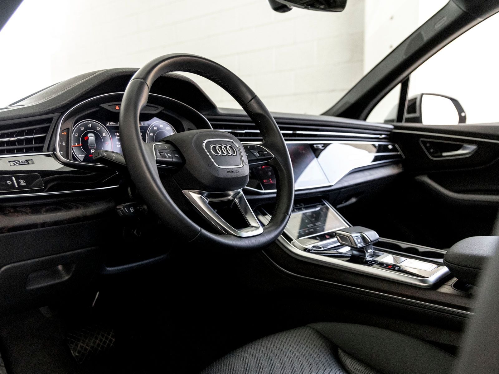 2023 Audi Q7 55 Prestige quattro