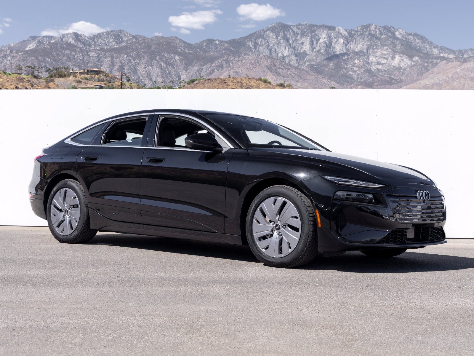 2025 Audi A6 Sportback e-tron Premium quattro