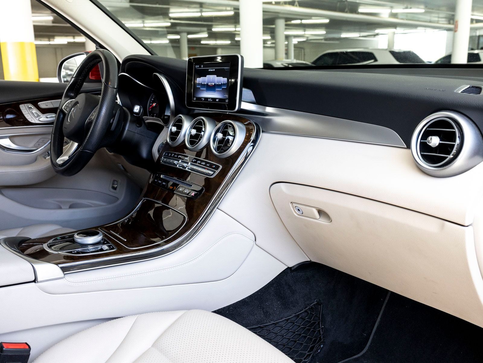 2019 Mercedes-Benz GLC GLC 300