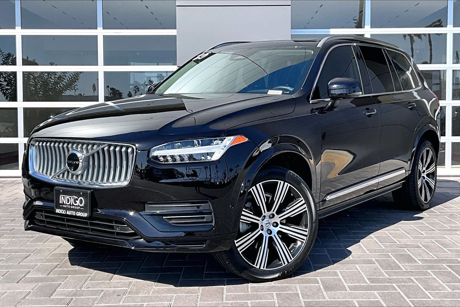 2025 Volvo XC90 B6 Plus 7-Seater