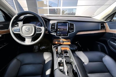 2025 Volvo XC90 B6 Plus 7-Seater