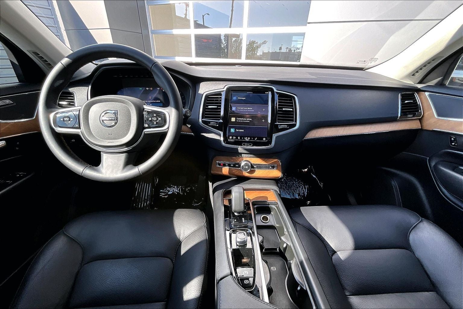 2025 Volvo XC90 B6 Plus 7-Seater