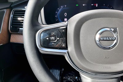 2025 Volvo XC90 B6 Plus 7-Seater