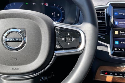 2025 Volvo XC90 B6 Plus 7-Seater