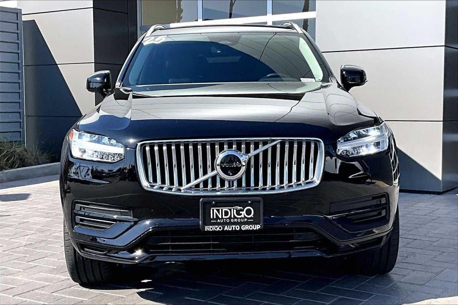 2025 Volvo XC90 B6 Plus 7-Seater