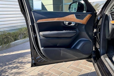 2025 Volvo XC90 B6 Plus 7-Seater