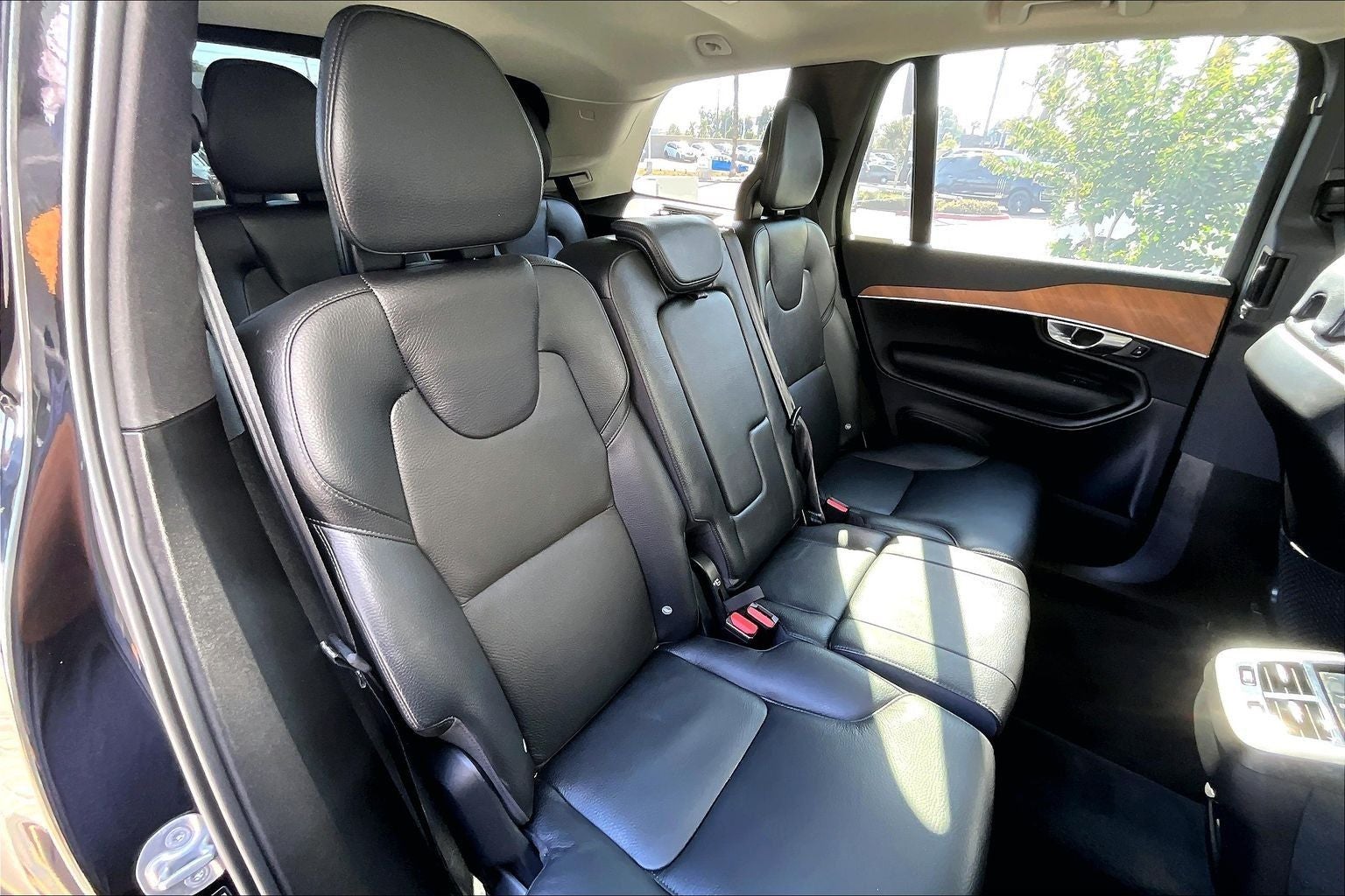 2025 Volvo XC90 B6 Plus 7-Seater