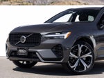 2022 Volvo XC60 Recharge Plug-In Hybrid T8 R-Design