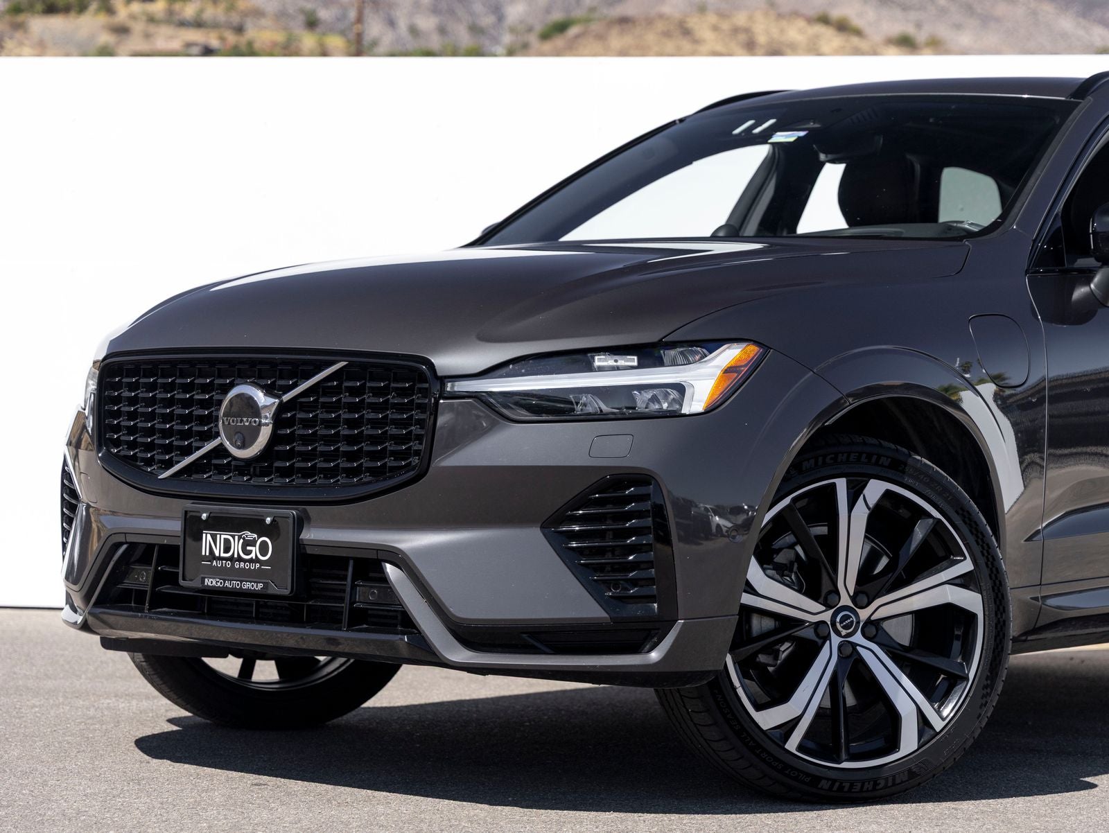 2022 Volvo XC60 Recharge Plug-In Hybrid T8 R-Design