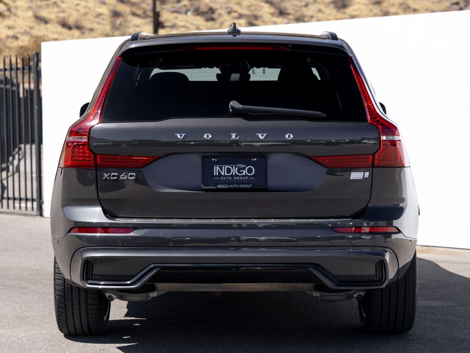 2022 Volvo XC60 Recharge Plug-In Hybrid T8 R-Design