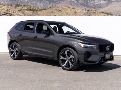 2022 Volvo XC60 Recharge Plug-In Hybrid T8 R-Design