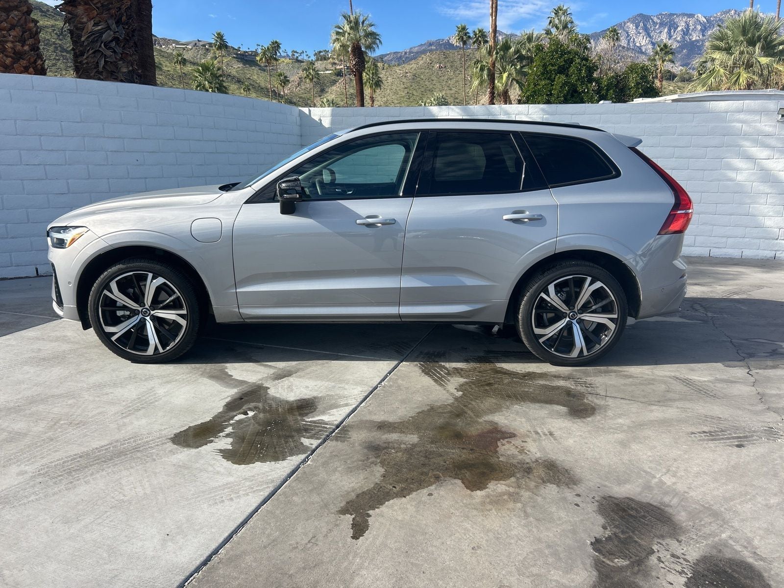 2023 Volvo XC60 Recharge Plug-In Hybrid Ultimate