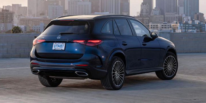 mercedes-benz glc rear passenger side view